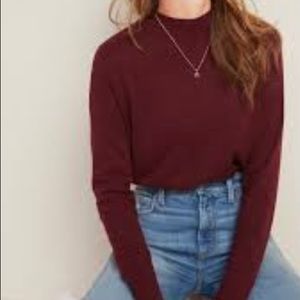 Old Navy Lightweight Mock Neck Sweater in Maroon